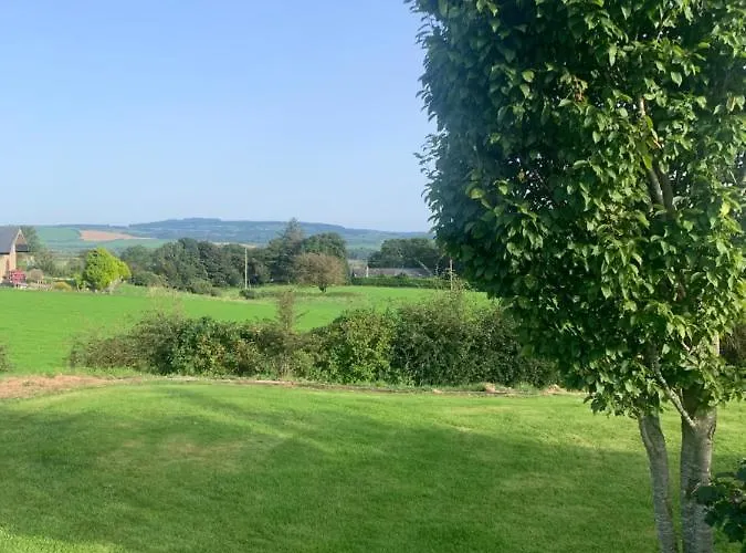 Brigadoon Lakeview Landhaus